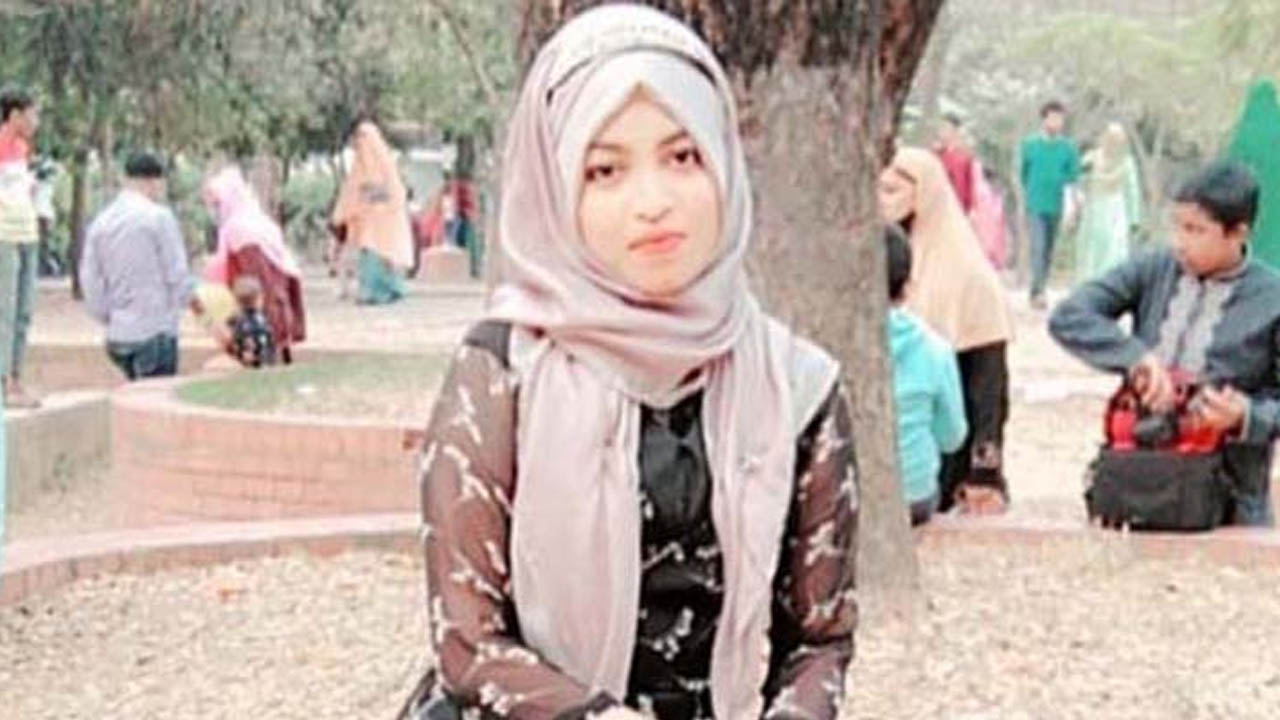 নারীকে মধ্যযুগীয় কায়দায় নির্যাতন, ভিডিও ভাইরাল