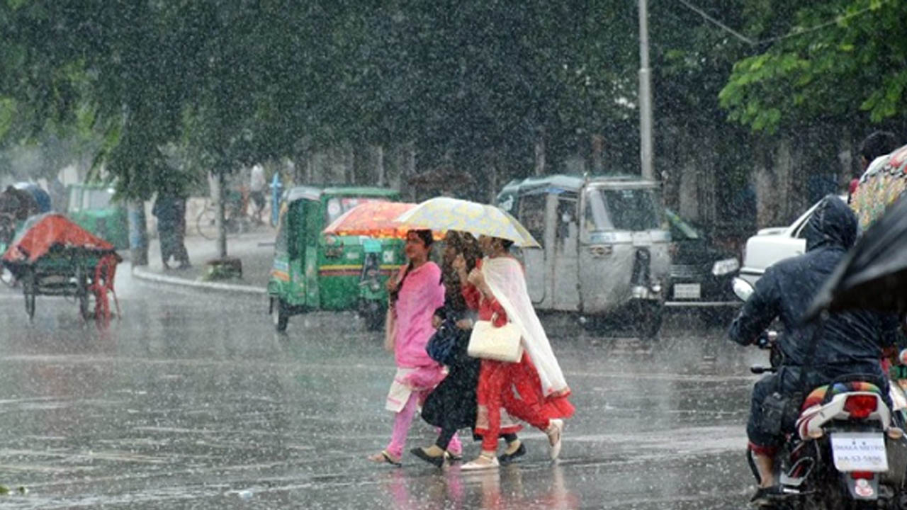চলমান বৃষ্টিপাতের প্রবণতা হ্রাস পেতে পারে
