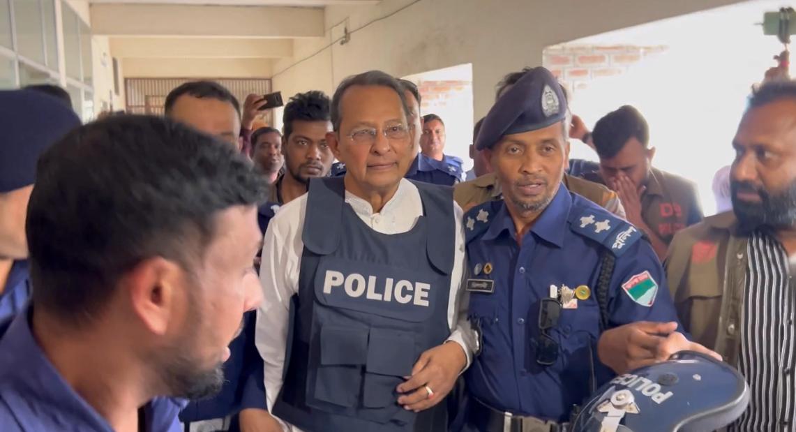 মাহমুদুর রহমানের ওপর হামলাসহ দুই হত্যা চেষ্টা মামলায় হাসানুল হক ইনুকে কারাগারে প্রেরণ