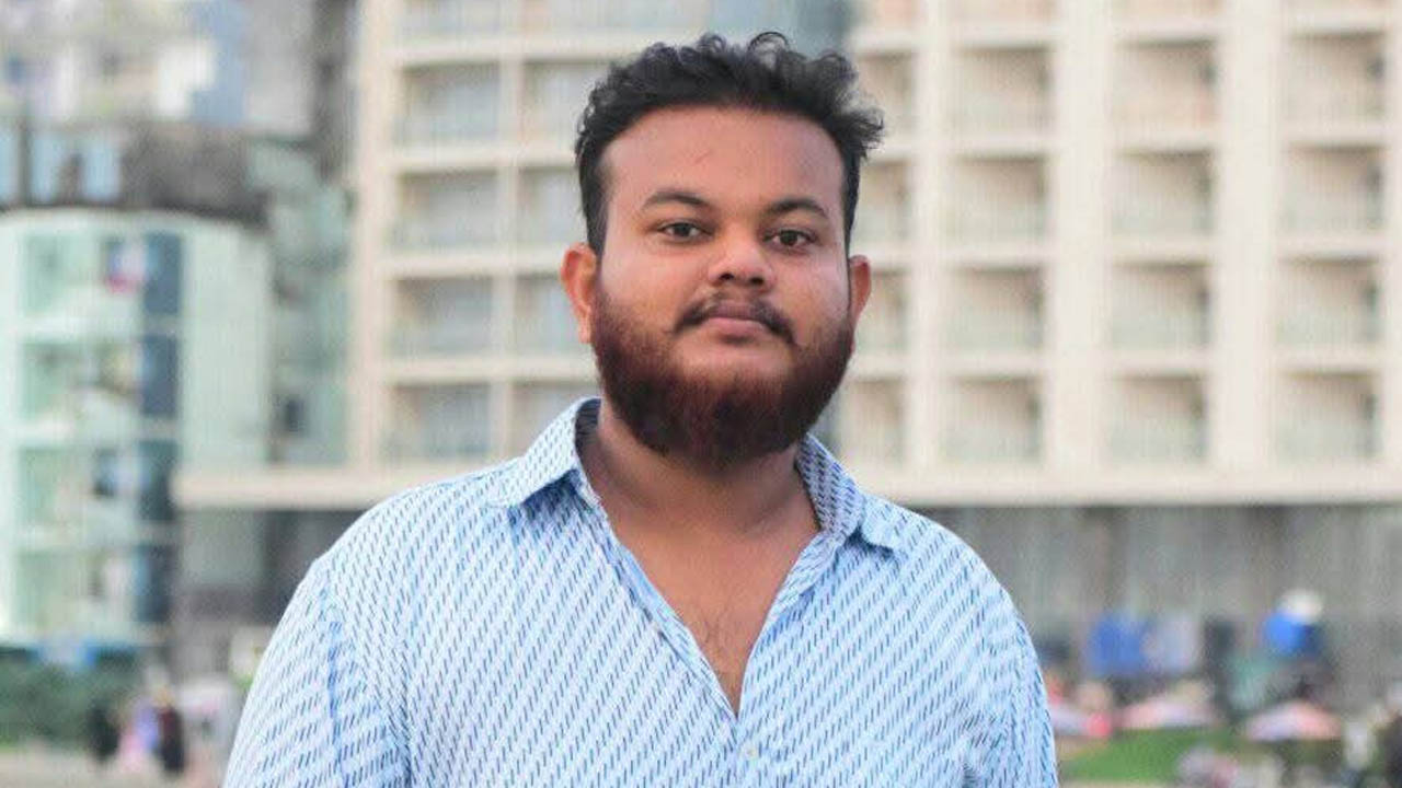 জুলাই বিপ্লব নিয়ে ফেসবুকে আপত্তিকর পোস্ট : কুষ্টিয়ায় স্বেচ্ছাসেবক লীগ নেতা আটক